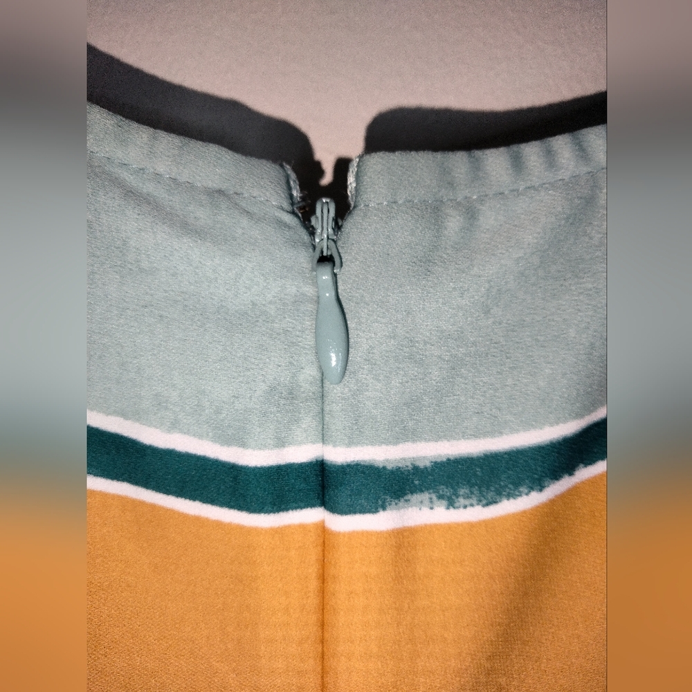 Loft (Size L) Multicolored Geometric Pattern Slee… - image 4